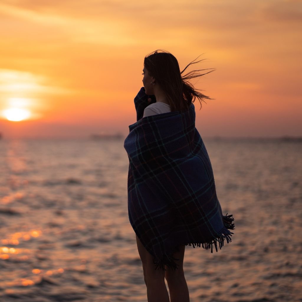 whatsapp sad girl dp